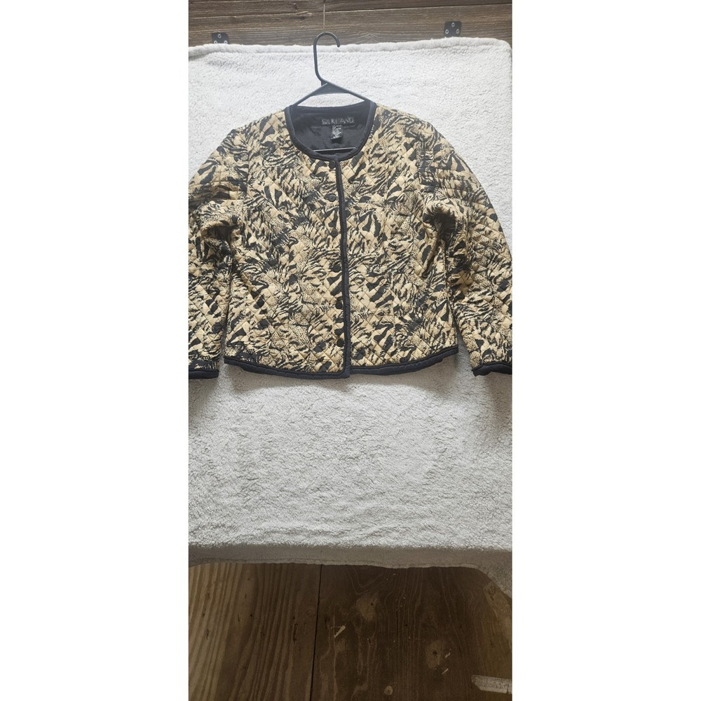 Silkland Large Short Jacket Quilted Animal Print Button Gold Black .